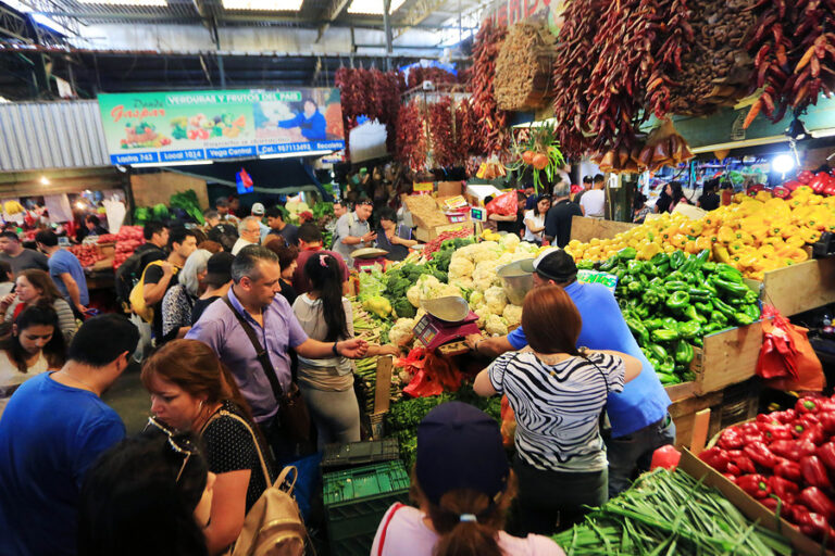 Ministro de Agricultura llama a no acaparar por coronavirus: 