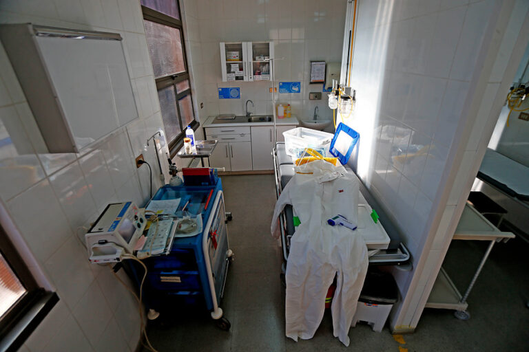 Esposa de médico contagiado con coronavirus se convirtió en el segundo caso en Chile