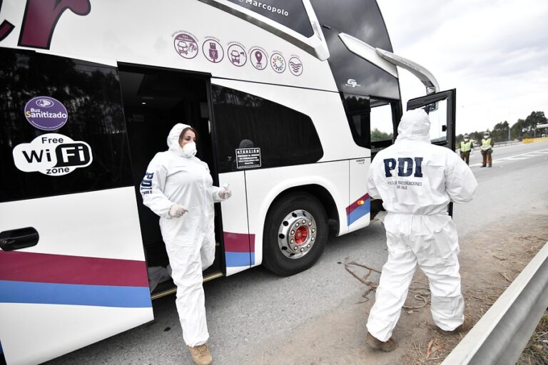 Bus con destino a Antofagasta retornó a Santiago por posible caso de COVID-19