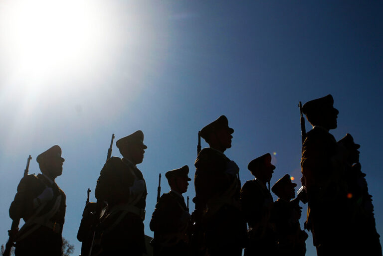 Carabineros abrió postulaciones para que civiles trabajen en comisarías