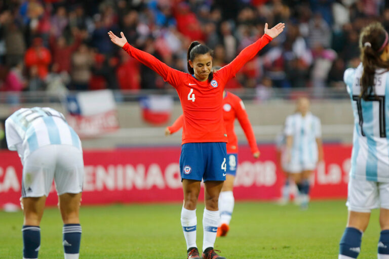 El recorrido a la gloria del fútbol femenino de la mano de la Roja