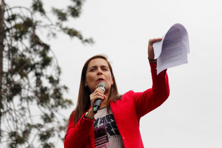 El mensaje de Natalia Valdebenito en la marcha del 8M: “Que nadie nos quite la risa de la cara”