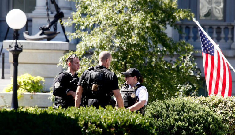 Estados Unidos: Aumentan funerales (y lutos) por Internet en tiempos de coronavirus