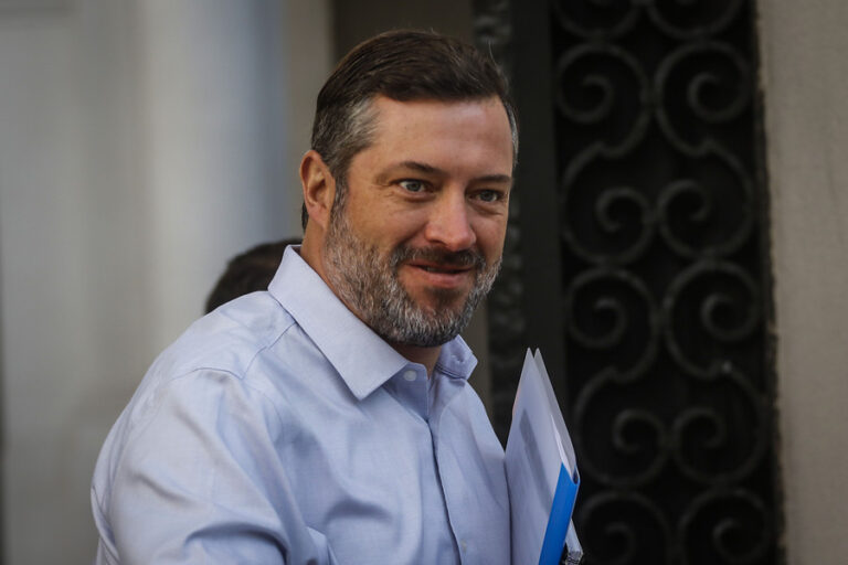 Sichel celebra integración a primarias de Chile Vamos: 