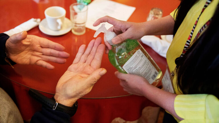 Coronavirus: OMS reporta 152.428 casos y 5.720 muertes en el mundo