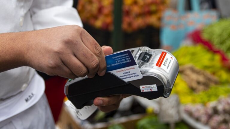 Beca BAES beneficiará a quienes realicen su práctica profesional durante este verano