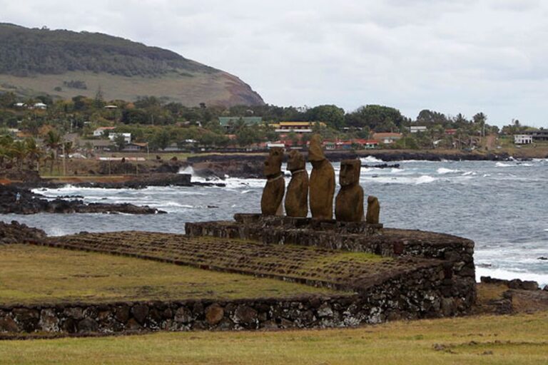 Dir. de Turismo en Rapa Nui: 