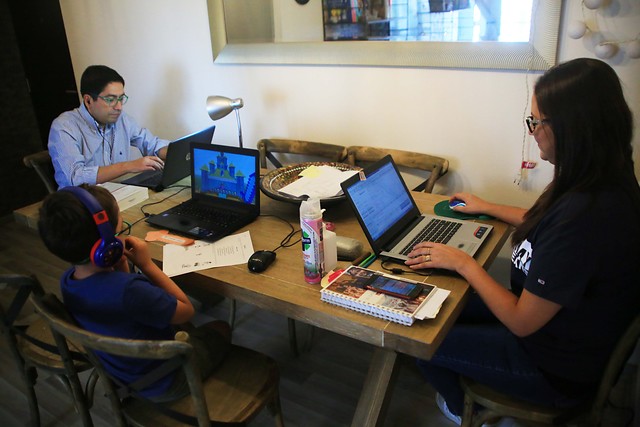 Francisco Javier Gil y la tele educación: 