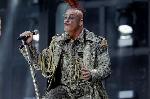 Vocalista de Rammstein se encuentra internado en la UCI: Resultó positivo a coronavirus