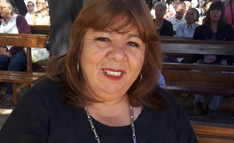 Alcaldesa de Nogales llama a tirar piedras a quienes hacen fiestas: 