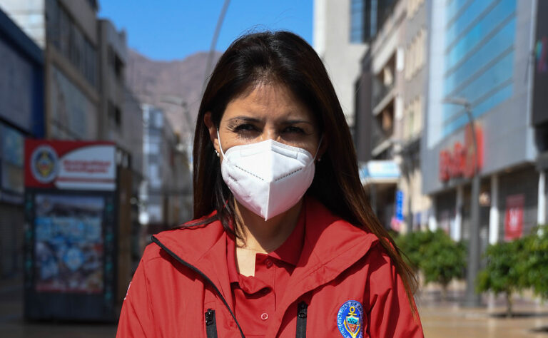 Karen Rojo critica al GORE en la entrega de cajas de alimentos: 