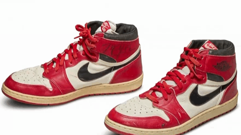 Subastan las zapatillas que usó Michael Jordan en 1985 por más de 100 mil dólares