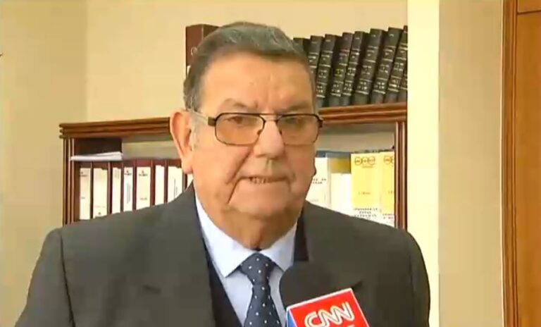 Senador Quinteros afirma que la enfermera que le realizó el test PCR lo autorizó a viajar sin esperar resultados