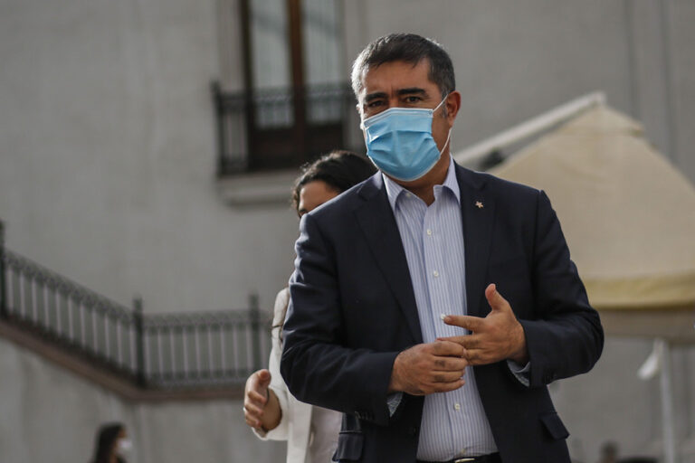 Desbordes evalúa el cambio de gabinete: 