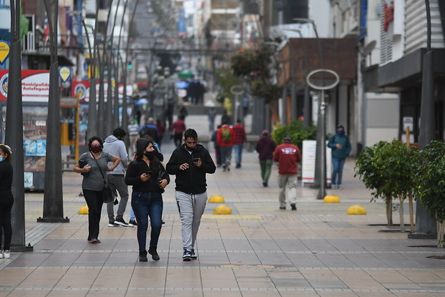 Chile se acerca a los 260 mil contagios y Minsal llama a la prudencia ante leve caída de cifras
