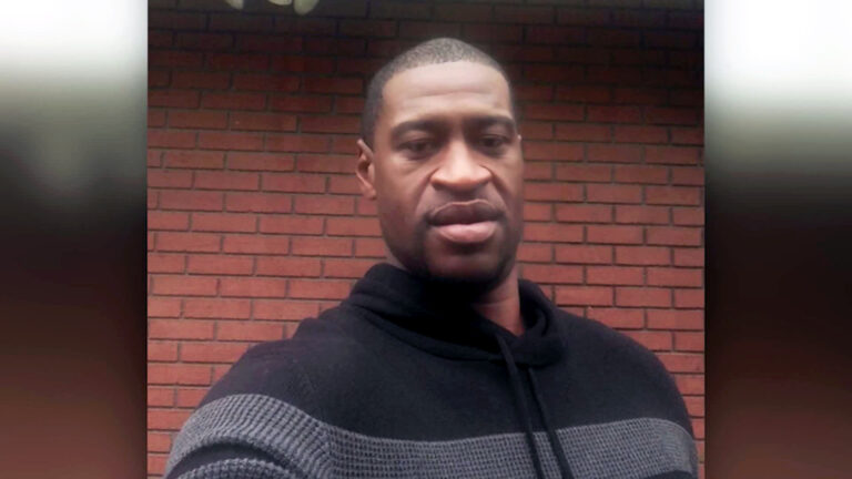 Acusan de homicidio en segundo grado al ex oficial que asfixió a George Floyd