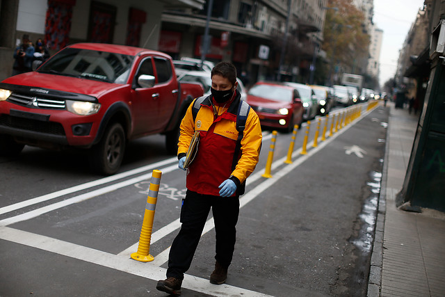 Chile en “mejoría moderada” en cifras de contagios y senadores de oposición se alinean ante el retiro de fondos