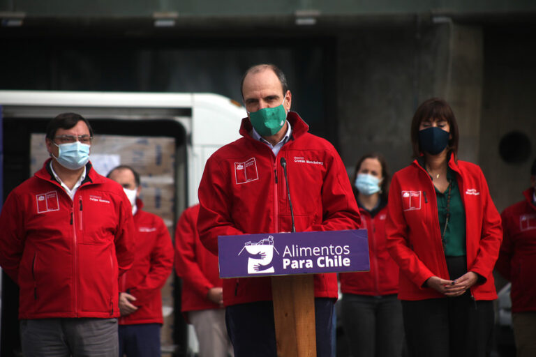 Anuncian entrega de otros 3 millones de cajas con mercadería: Incluirán preservativos y toallas higiénicas