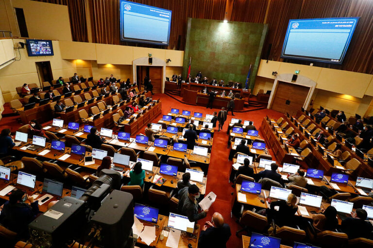 Funcionario de la Cámara de Diputadas y Diputados dio positivo en test PCR