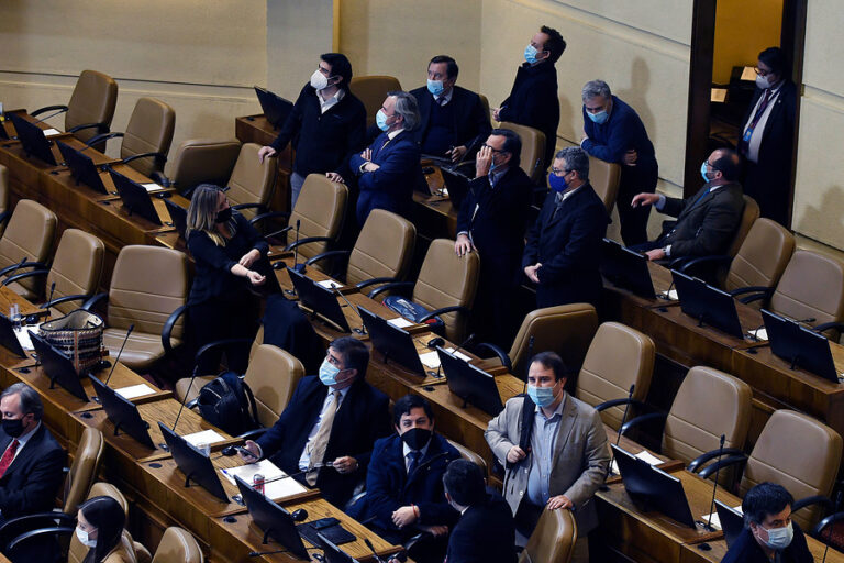 Estos fueron los diputados de Chile Vamos que cambiaron su voto para apoyar el retiro del 10%