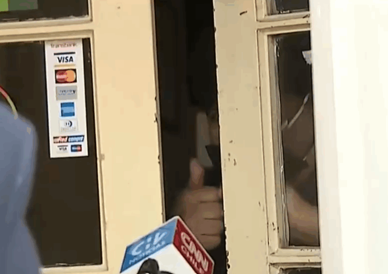 Restaurante aclara polémica visita de secretario del Senado: 