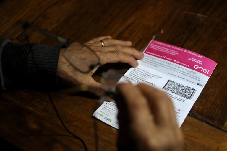 Comisión de Economía del Senado rechazó veto al proyecto que suspende corte de servicios básicos