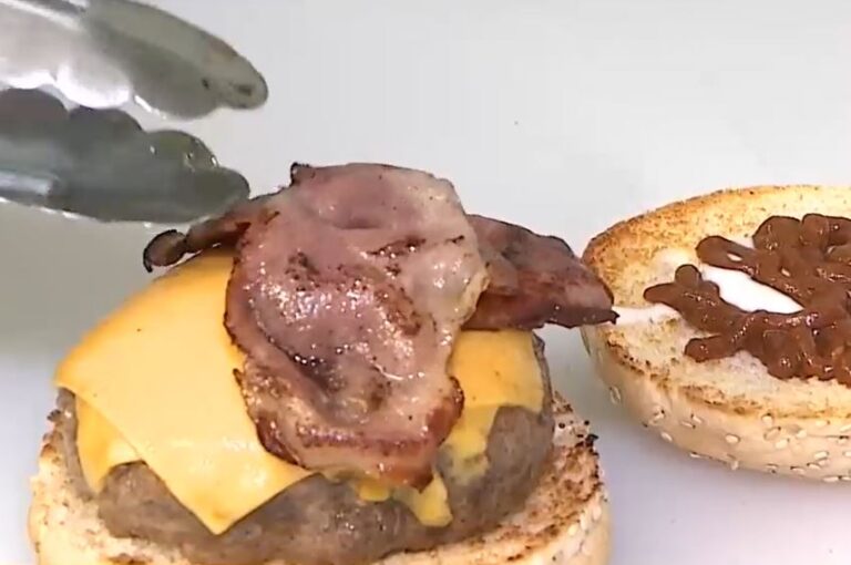 Redes sociales son vitales: Emprendimientos gastronómicos se reinventan en medio de la pandemia