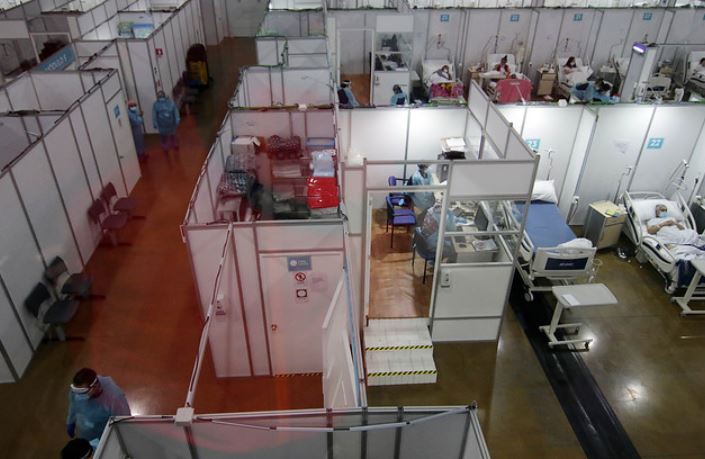 Centro hospitalario en Espacio Riesco funcionaría hasta agosto