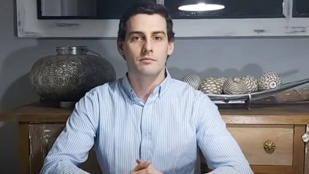 Rechazan prisión preventiva para Martín Pradenas