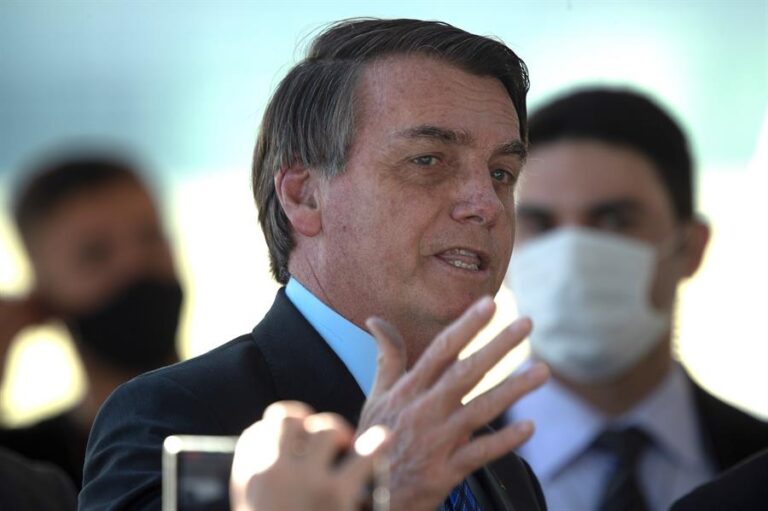 Bolsonaro amenaza con 