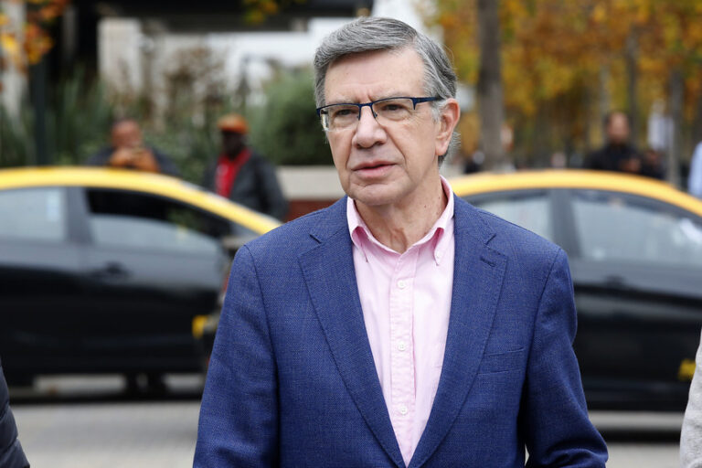 Joaquín Lavín y el plebiscito de octubre: 