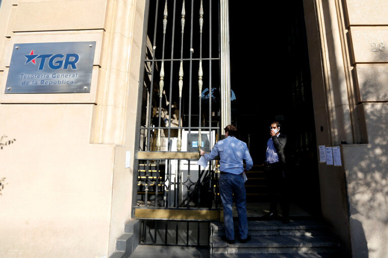 Tesorería habilita formulario para quienes tengan que devolver el bono clase media