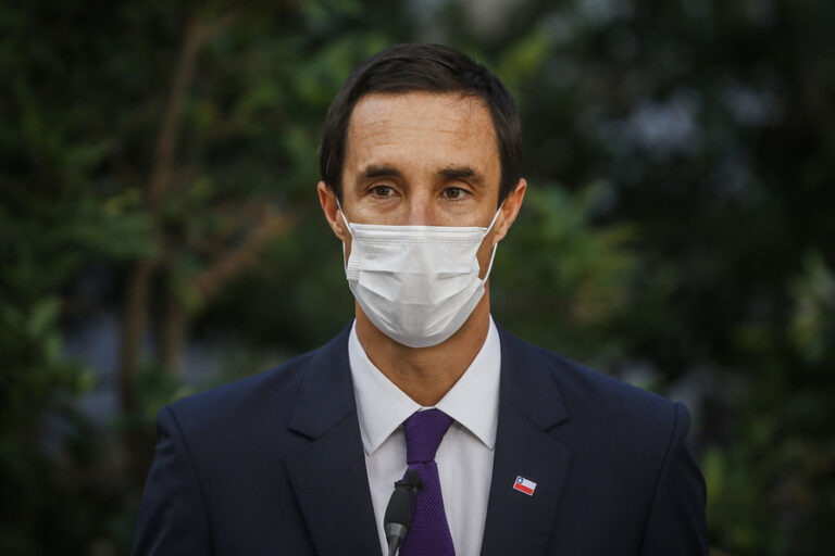 Jobet dice que hasta un 20% disminuirían las cuentas de luz tras eliminación de 