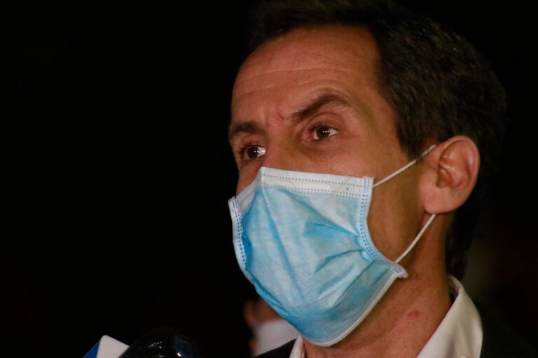 Alcalde Alessandri dice que “están las condiciones” para que Santiago pase a Transición