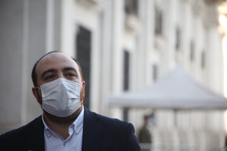 Fuad Chahín asegura que reducción de parlamentarios es una 