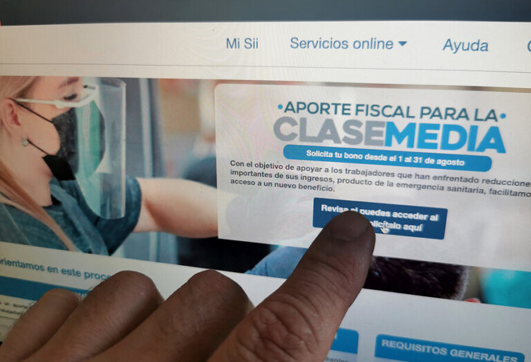 Advierten sobre correo falso del SII que solicita datos para el bono de clase media