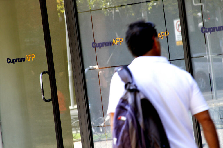 AFP Cuprum comienza de manera anticipada el proceso de pago del 10%