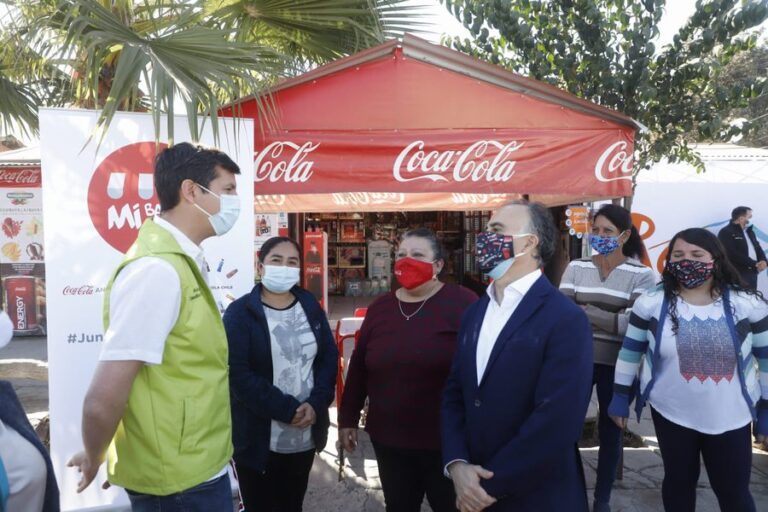 Renca lanza programa que entrega $25 mil a familias para comprar en almacenes de barrio
