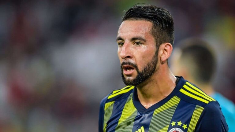 Crece interés por Mauricio Isla: El Flamengo buscaría sumar al seleccionado chileno a sus filas