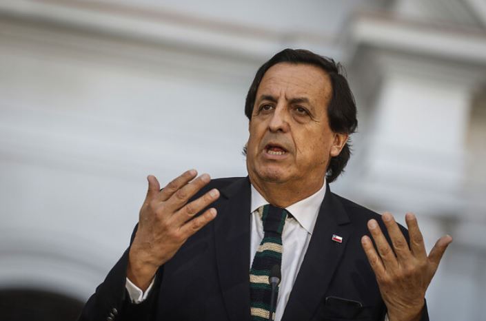 Ministro Pérez respondió a los camioneros: “No nos parece que el camino sean los ultimátum”