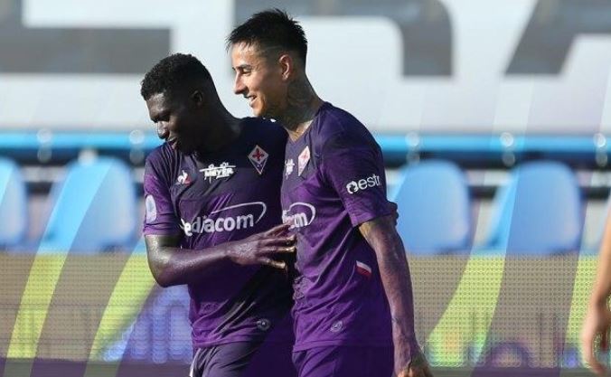Erick Pulgar terminó su temporada con gol y asistencia en victoria de la Fiorentina