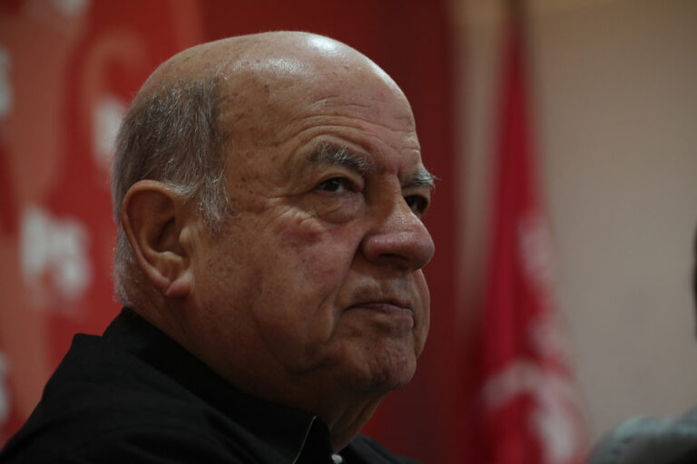 Insulza presentó su renuncia indeclinable a la vicepresidencia del PS