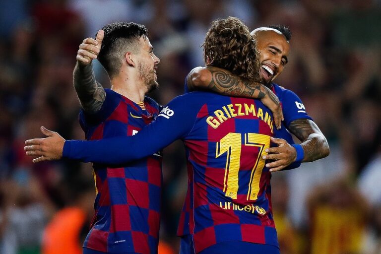 “Me voy muy orgulloso de haber vestido esta camiseta”: Arturo Vidal se despide del Barcelona