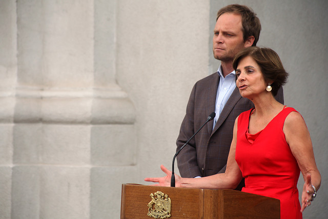 Daza y Zuñiga respaldan a Mañalich y afirman que 