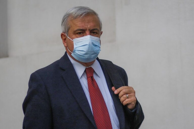 Mañalich por acusación constitucional: 