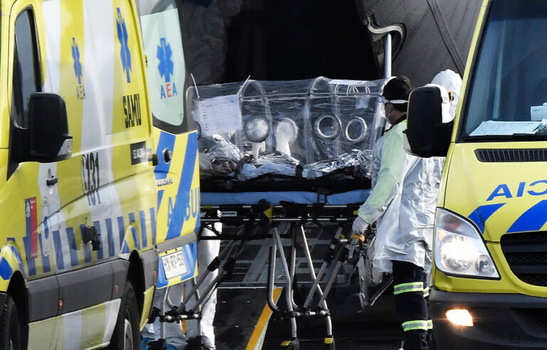 El coronavirus supera los 32 millones de casos y se acerca al millón de fallecidos en el mundo