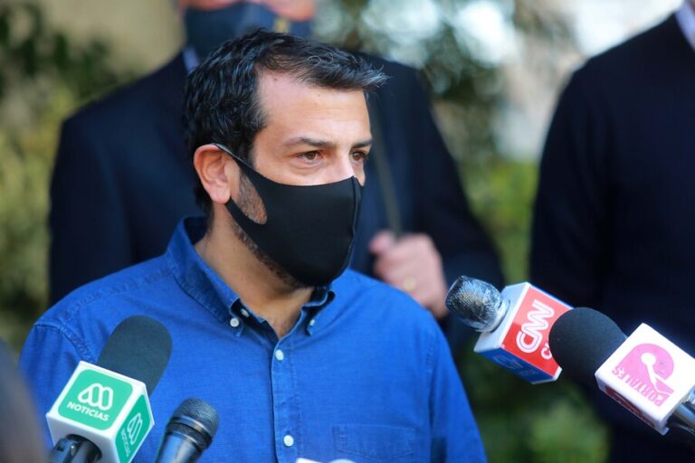 Alcalde Delgado llama a llegar con al tiempo a terminales: “Las filas serán importantes”