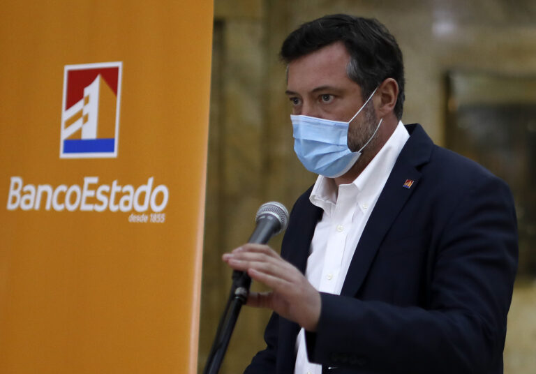 Sichel tras ataque informático a BancoEstado: 