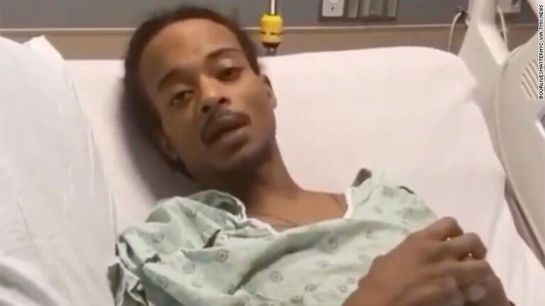 Jacob Blake envía mensaje desde el hospital: 