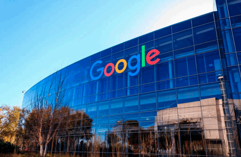 Google se compromete a consumir solo energía limpia en 2030